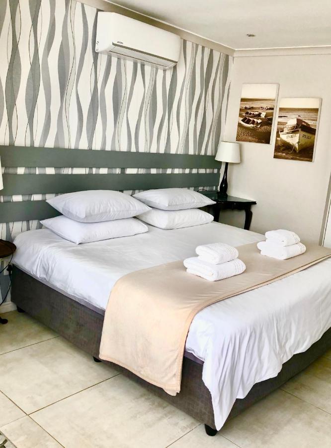 Studio On Albert, Hout Bay Bagian luar foto